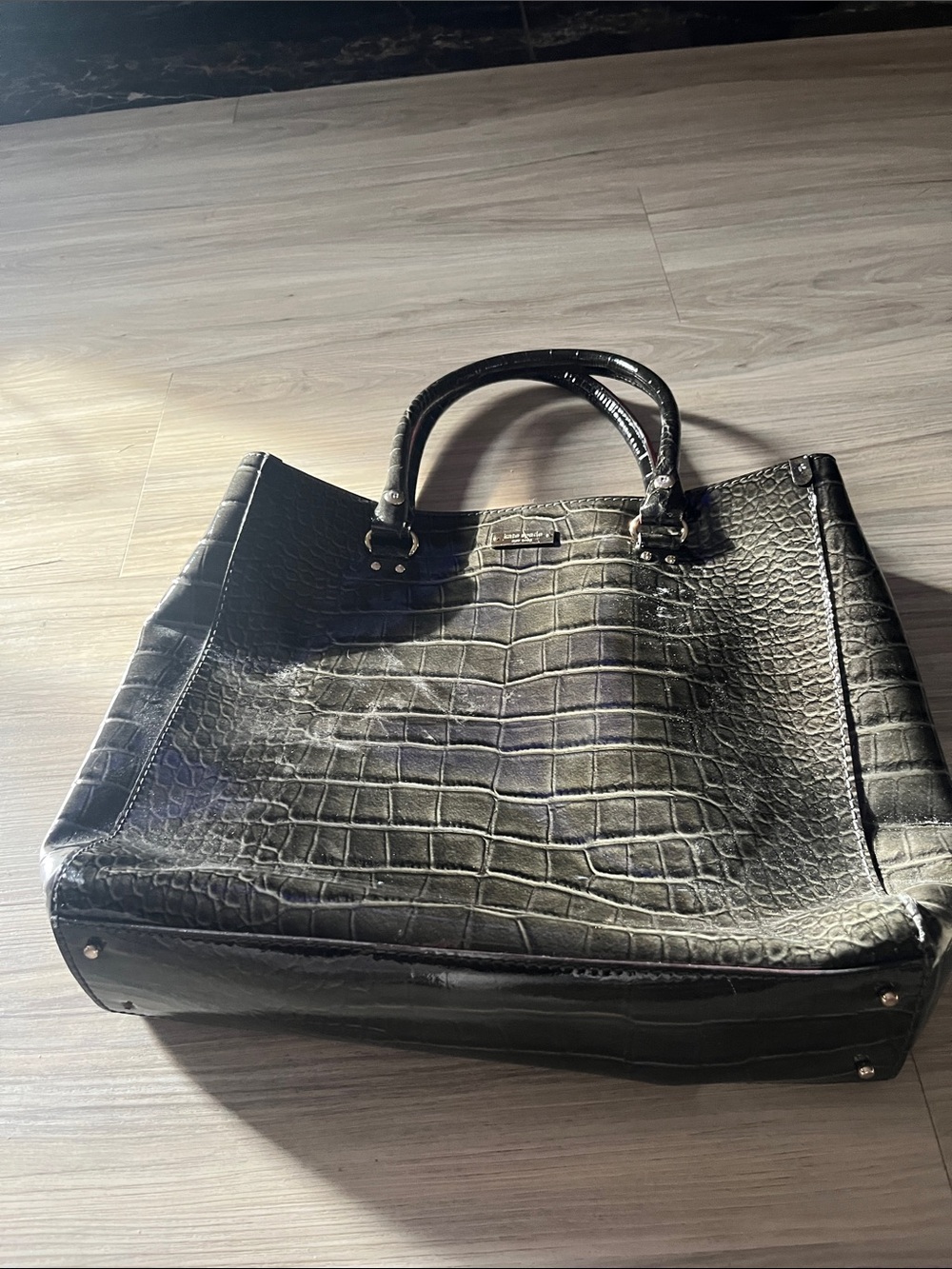 Black Croc-Embossed Tote Bag - Classic Women's Handbag